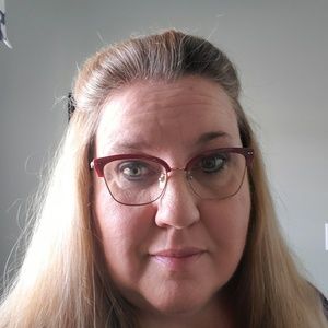 Meet your Posher, Paula